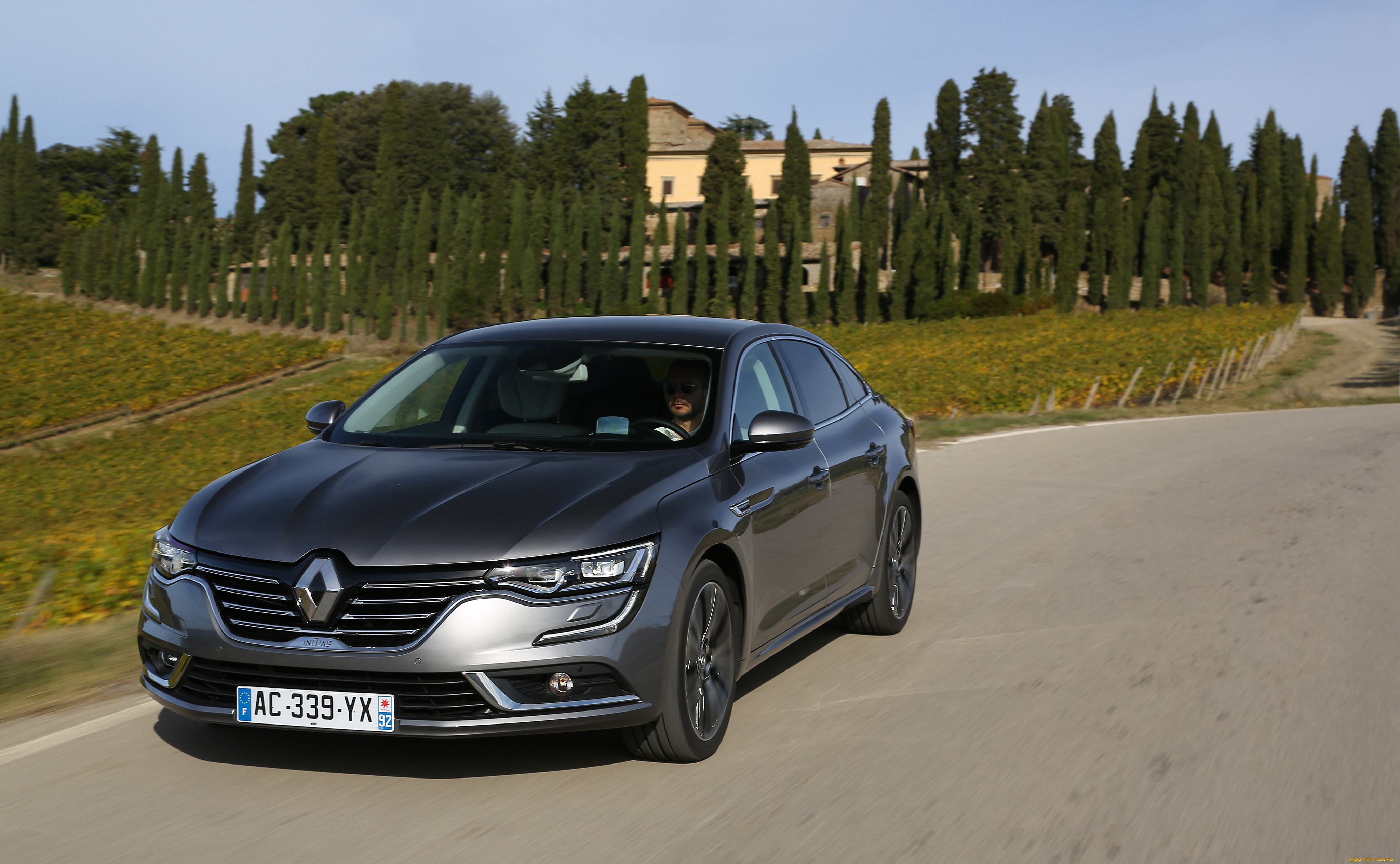 , renault, 2015, talisman, paris, initiale